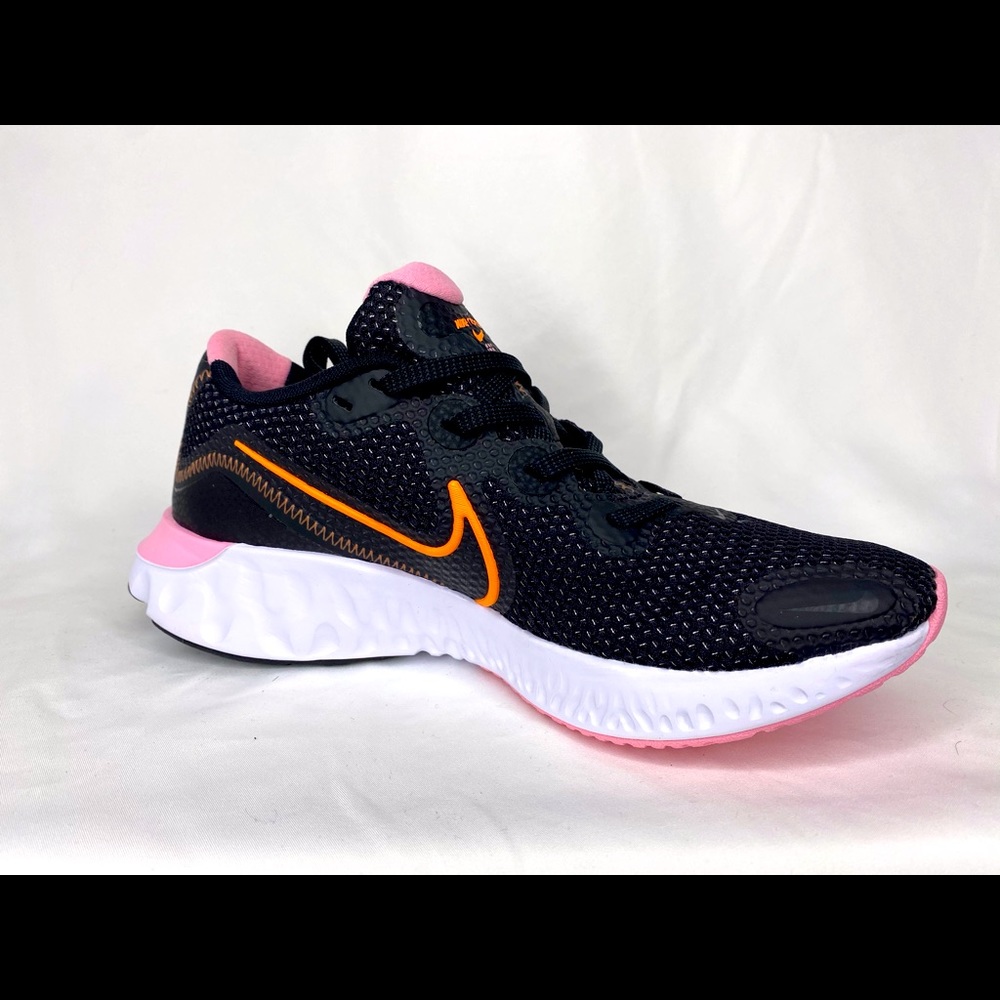NIKE RENEW RUN